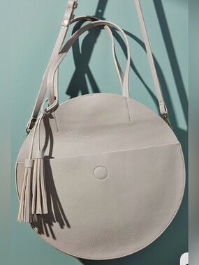 Anthropolgie -Remi & Reid Women’s Round Tote Bag in green